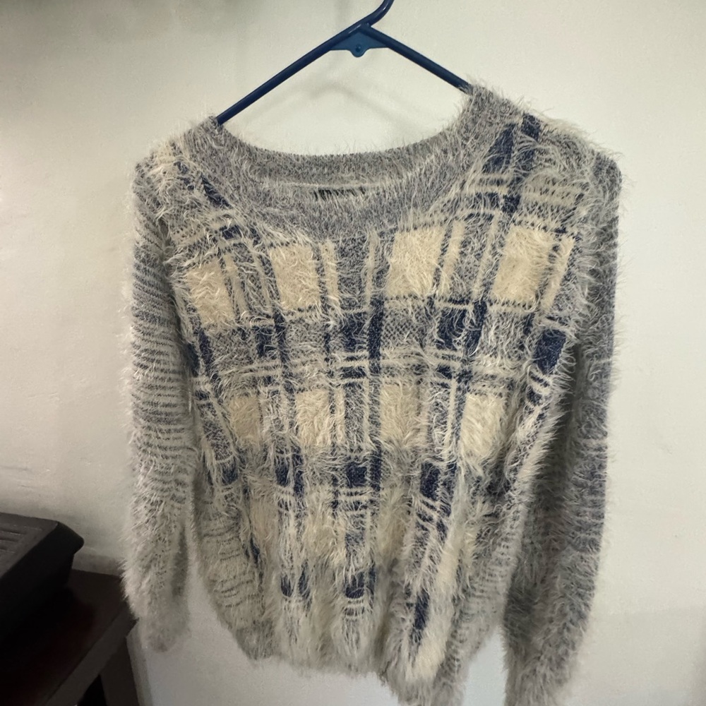 Verty Cozy Blue and Cream Plaid Sweater